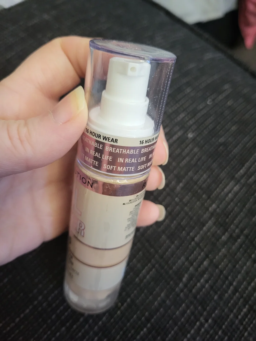Revolution IRL Filter Longwear Foundation F8.5